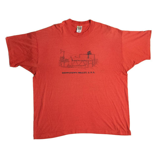 Red downtown millet Tee